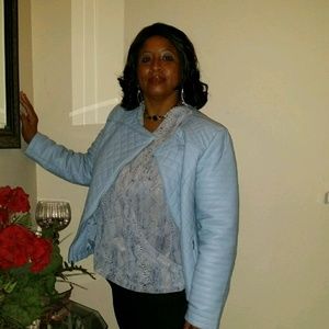 Meet your Posher, Linda